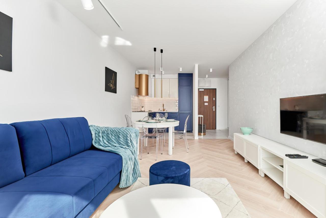 Exclusive Apartments Gwiazdzista With Free Garage Wroclaw By Noclegi Renters Dış mekan fotoğraf