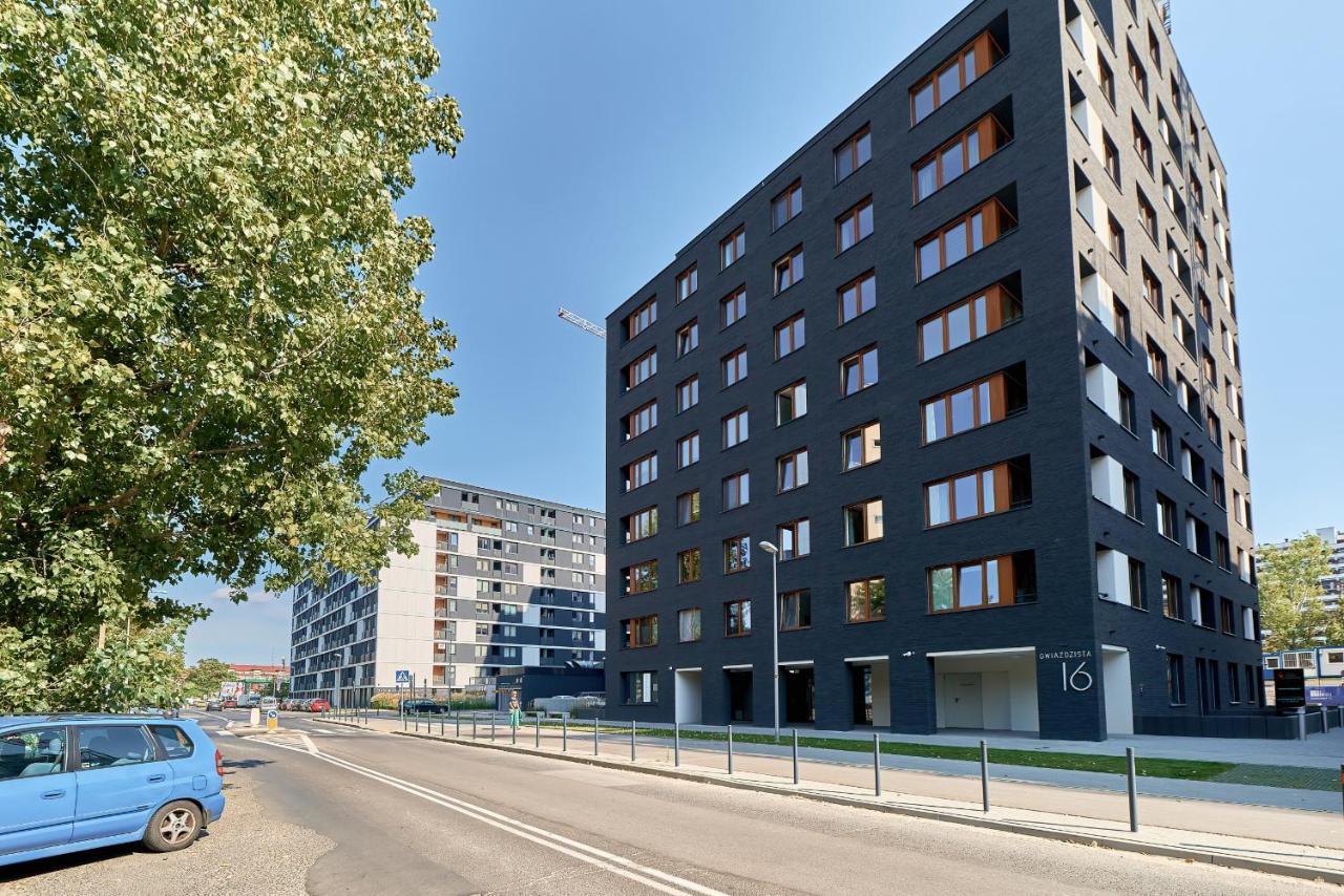 Exclusive Apartments Gwiazdzista With Free Garage Wroclaw By Noclegi Renters Dış mekan fotoğraf
